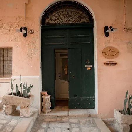 Del Castelvecchio Ματέρα