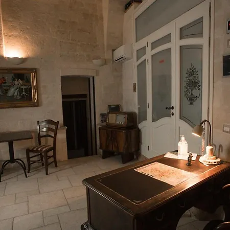 فندق مبيت وإفطار Del Castelvecchio ماتيرا