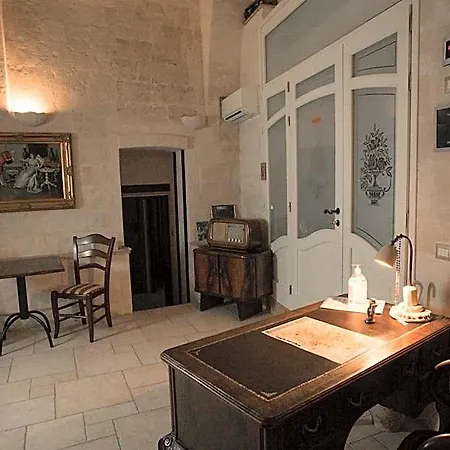 Del Castelvecchio 3*