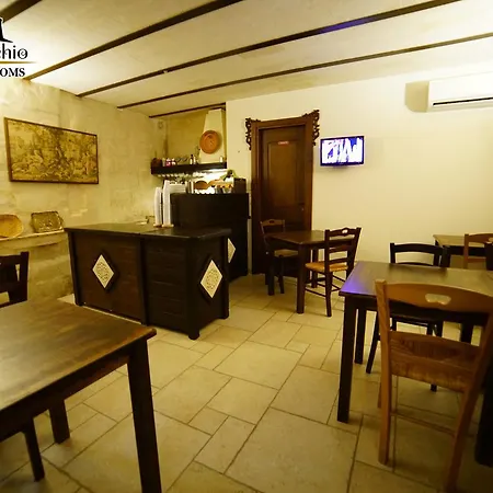 Del Castelvecchio 3*